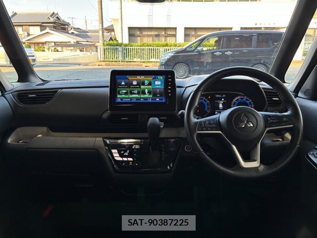 Mitsubishi DELICA MINI 2024-04 8221864-15