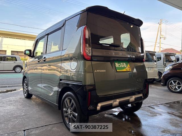 Mitsubishi DELICA MINI 2024-04 8221864-9