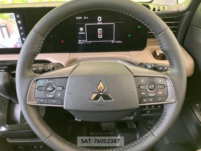 Mitsubishi DELICA MINI 2025-11 8222980-14