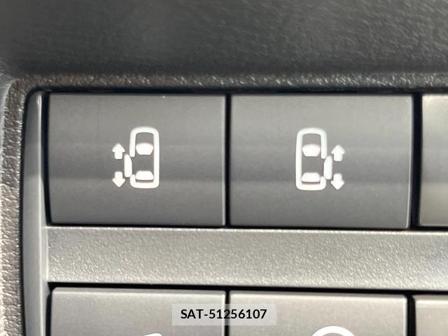 Mitsubishi DELICA MINI 2025-08 8223998-4