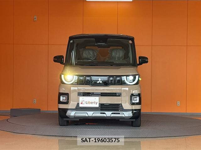 Mitsubishi DELICA MINI 2025-12 8224586-8
