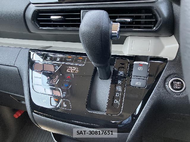 Mitsubishi DELICA MINI 2025-06 8224816-9