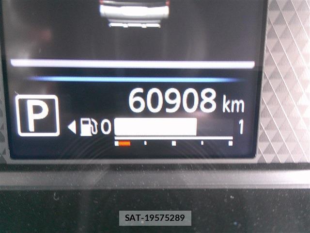 Mitsubishi DELICA VAN 2024-04 8220712-1