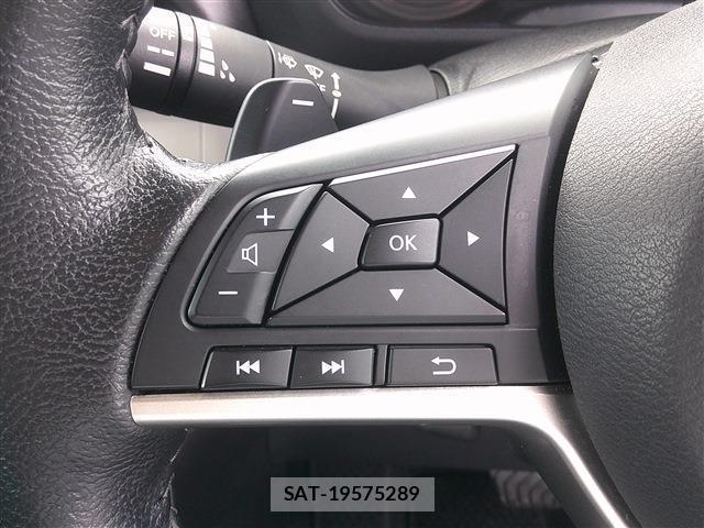Mitsubishi DELICA VAN 2024-04 8220712-13