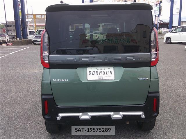 Mitsubishi DELICA VAN 2024-04 8220712-6