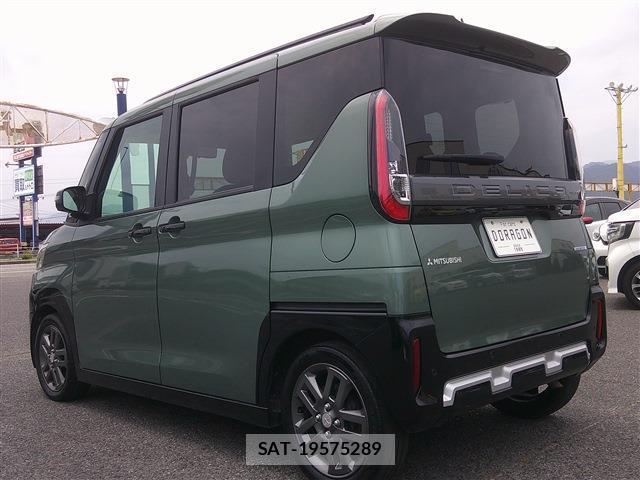 Mitsubishi DELICA VAN 2024-04 8220712-7