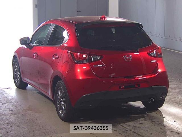 Mazda DEMIO 2019-05 8218011-4