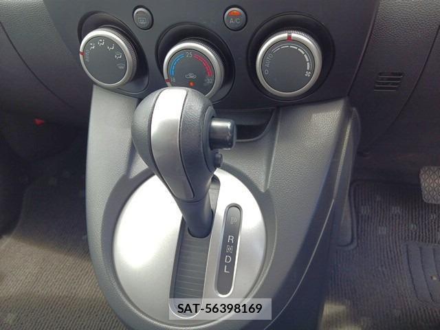 Mazda DEMIO 2013-01 8218518-13