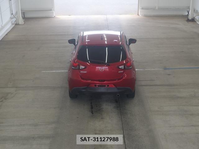 Mazda DEMIO 2015-11 8218572-4