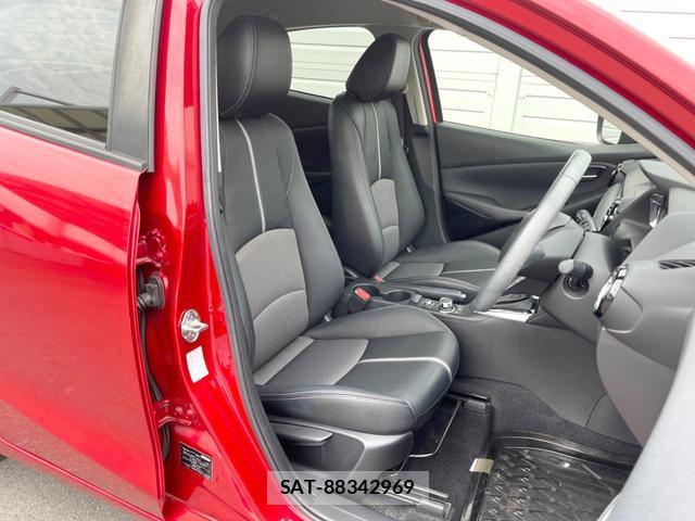 Mazda DEMIO 2016-03 8219908-7