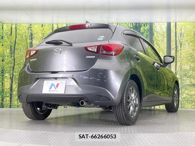 Mazda DEMIO 2017-08 8220125-16
