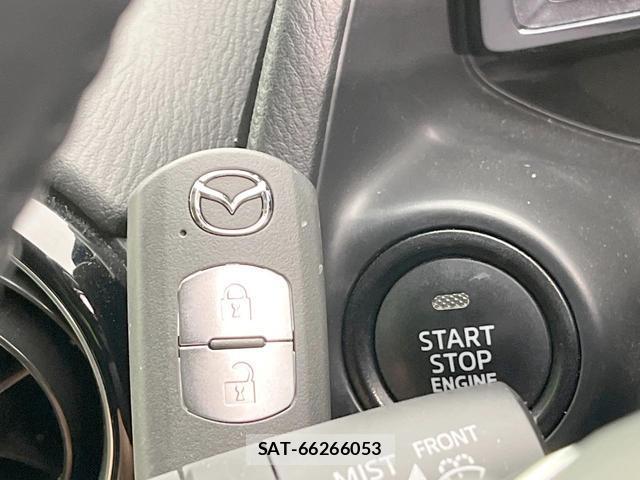Mazda DEMIO 2017-08 8220125-6