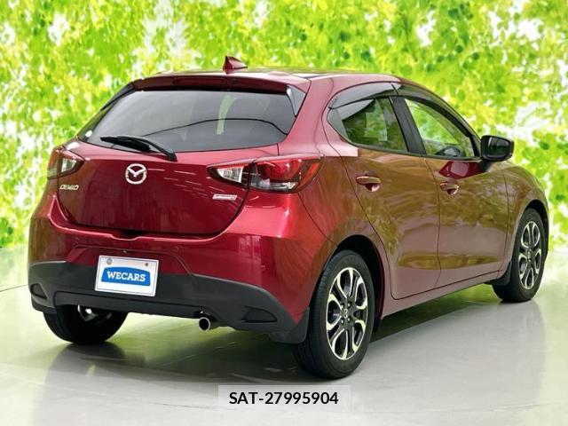 Mazda DEMIO 2018-01 8221175-2