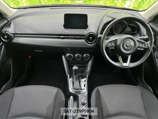 Mazda DEMIO 2018-01 8221175-3