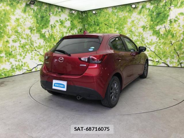 Mazda DEMIO 2018-04 8222859-2