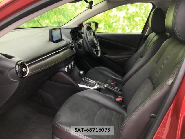 Mazda DEMIO 2018-04 8222859-5