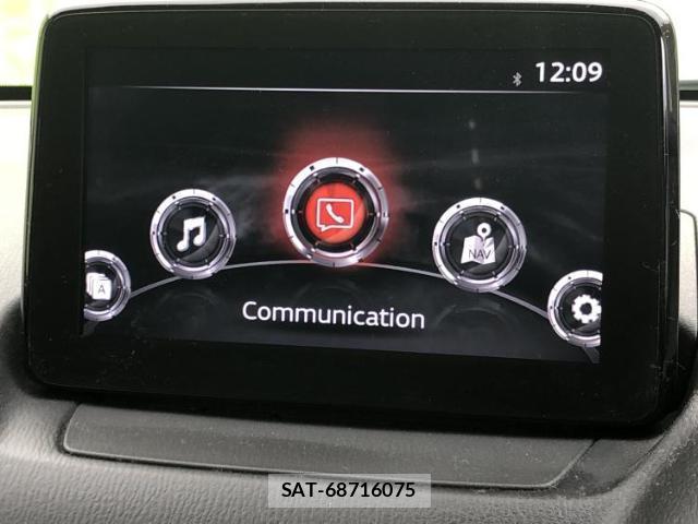 Mazda DEMIO 2018-04 8222859-9