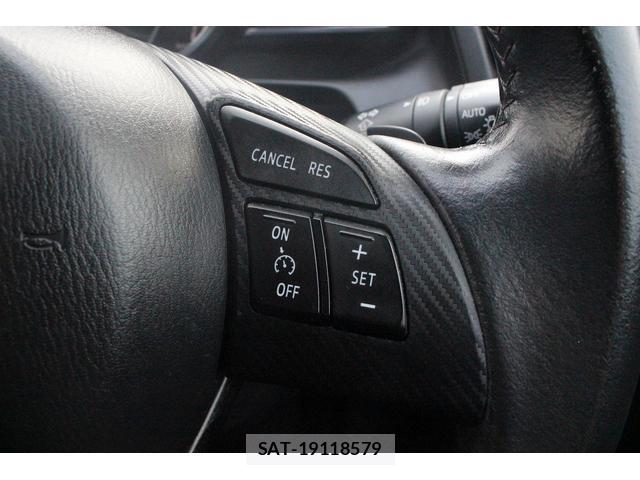 Mazda DEMIO 2014-12 8223701-17