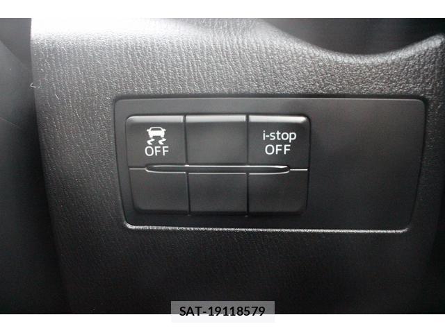 Mazda DEMIO 2014-12 8223701-18
