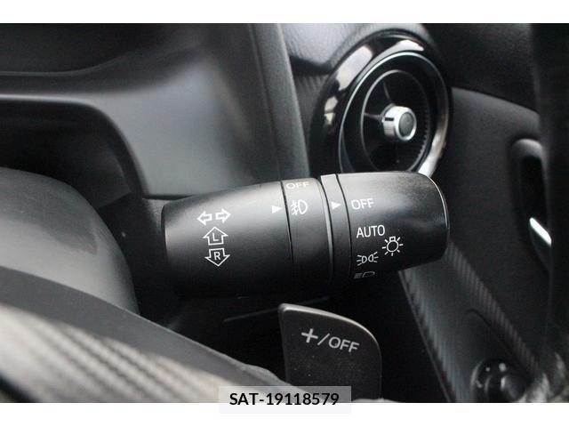 Mazda DEMIO 2014-12 8223701-9