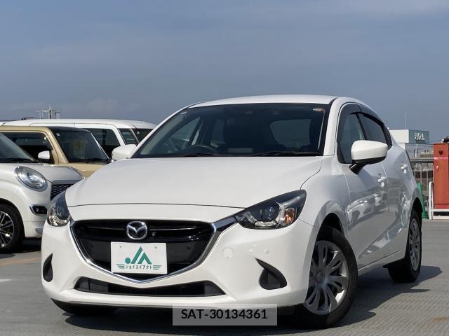 Mazda DEMIO 2018-09 8223921-0
