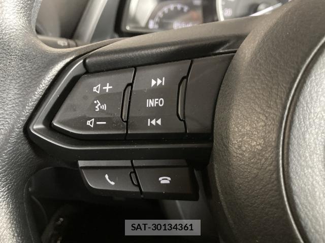 Mazda DEMIO 2018-09 8223921-14