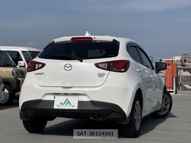 Mazda DEMIO 2018-09 8223921-5