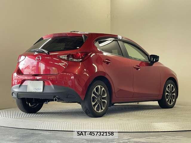 Mazda DEMIO 2015-05 8224176-11