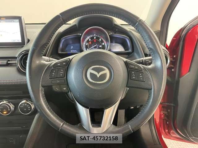 Mazda DEMIO 2015-05 8224176-17
