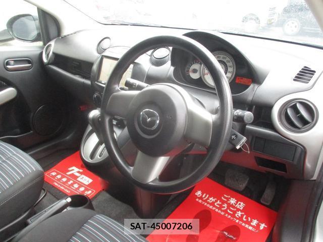 Mazda DEMIO 2010-08 8224280-2