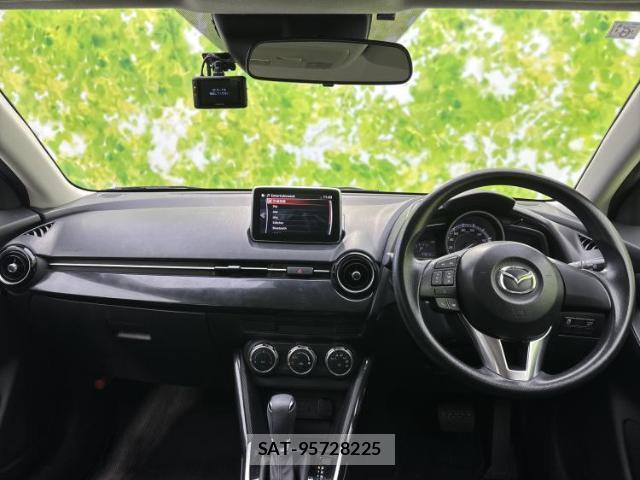 Mazda DEMIO 2015-06 8225080-3