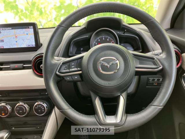 Mazda DEMIO 2018-03 8225527-14