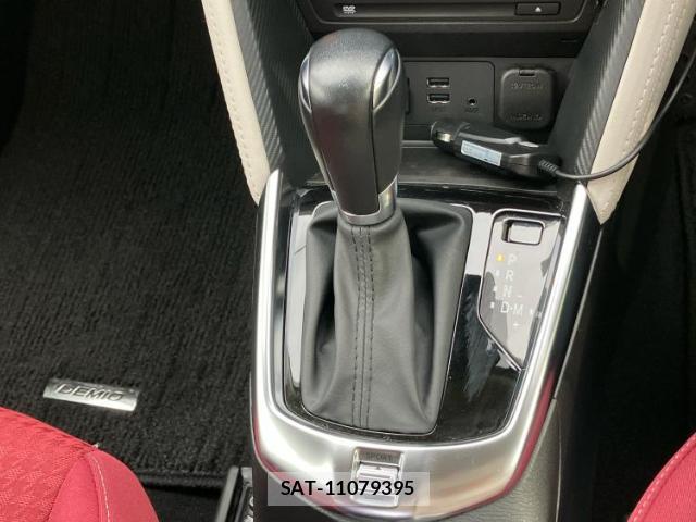 Mazda DEMIO 2018-03 8225527-17