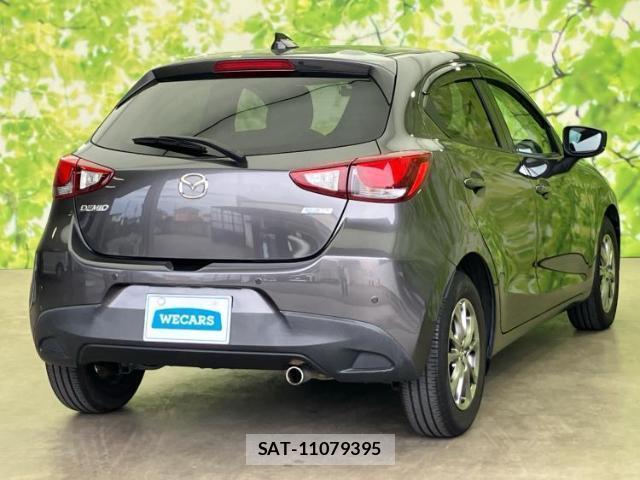 Mazda DEMIO 2018-03 8225527-2