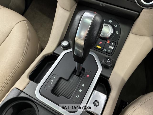 Land Rover DISCOVERY 4 2011-06 8222616-13