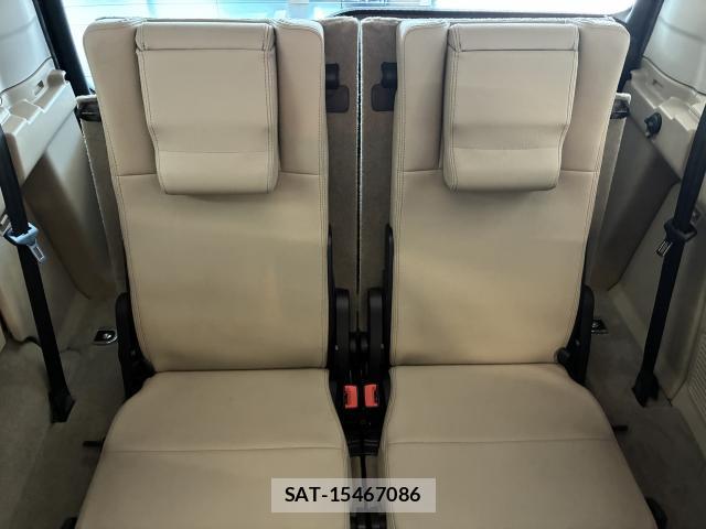 Land Rover DISCOVERY 4 2011-06 8222616-17