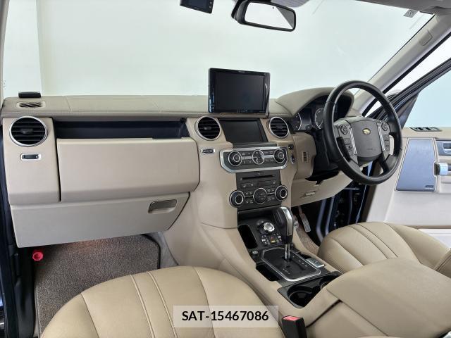 Land Rover DISCOVERY 4 2011-06 8222616-4