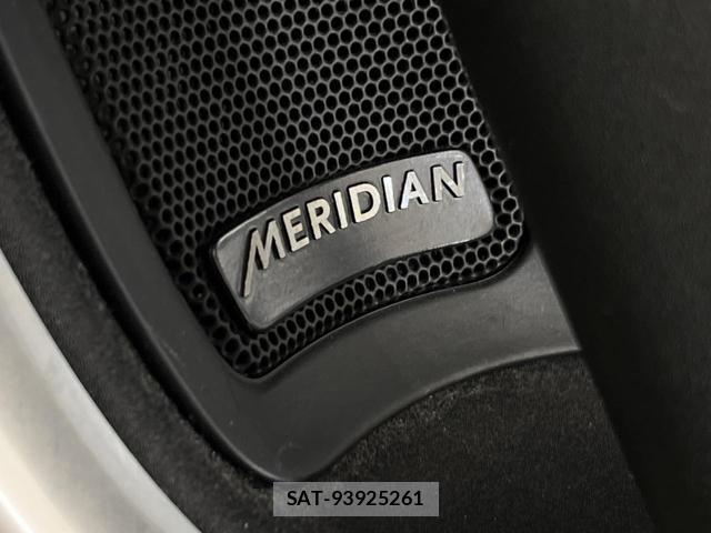 Land Rover DISCOVERY 2019-01 8219458-3