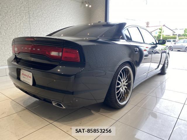 Dodge CHARGER 2014-03 8223076-1