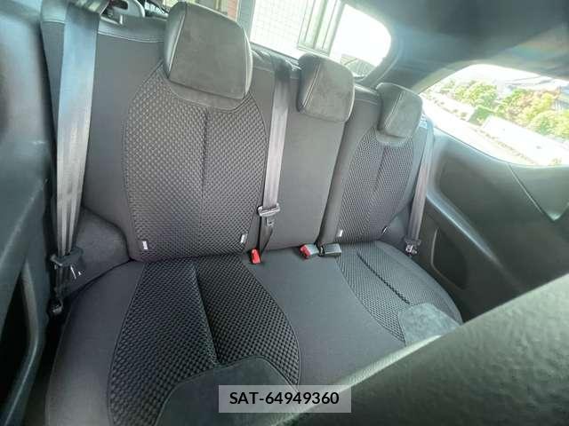 Citroen DS3 2014-01 8217117-13