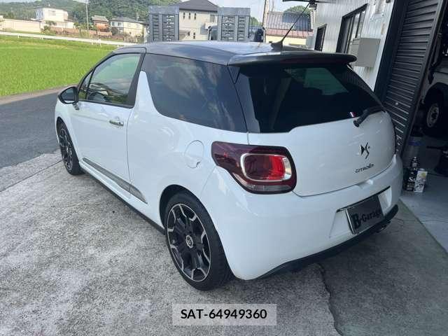 Citroen DS3 2014-01 8217117-2