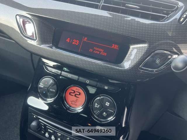 Citroen DS3 2014-01 8217117-5