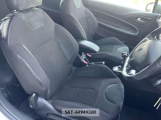 Citroen DS3 2014-01 8217117-7