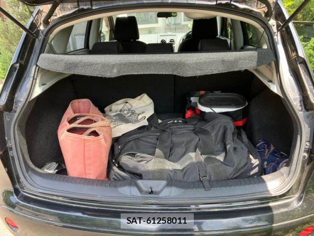 Nissan DUALIS 2012-12 8219854-6