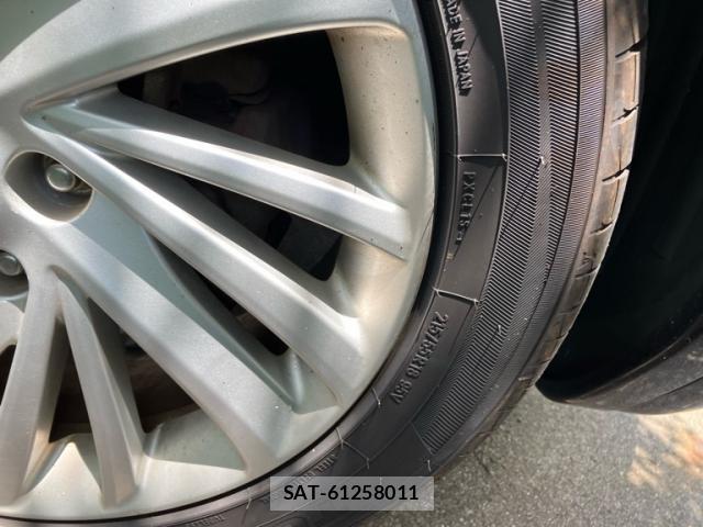 Nissan DUALIS 2012-12 8219854-8