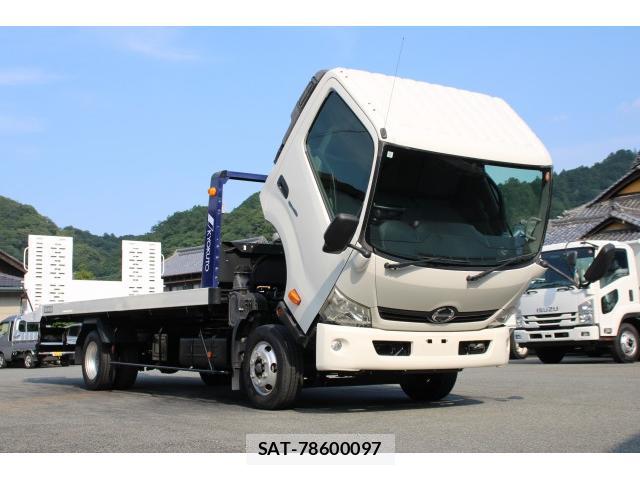 Hino DUTRO 2014-06 8216298-11