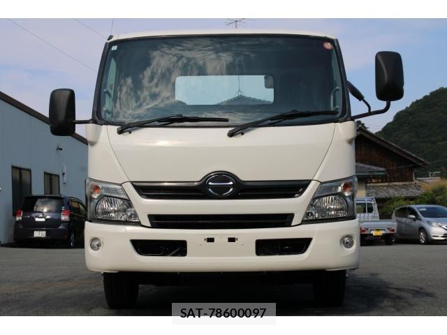 Hino DUTRO 2014-06 8216298-2