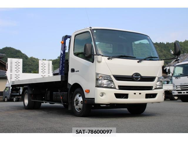Hino DUTRO 2014-06 8216298-3