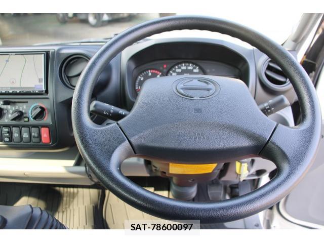 Hino DUTRO 2014-06 8216298-7