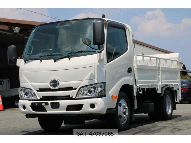 Hino DUTRO 2021-05 8216302-0